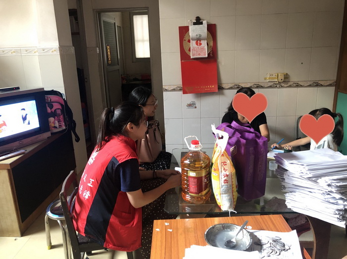 慰问3.jpg 慰问3.jpg