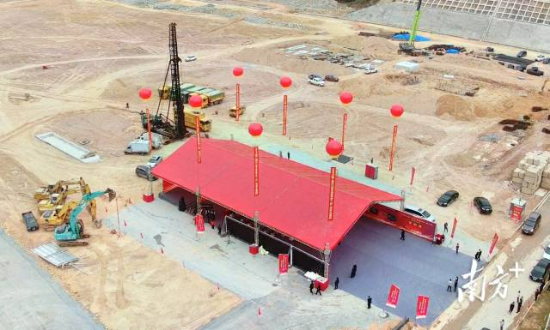 鹤山一季度53个项目签约、开工、投产。