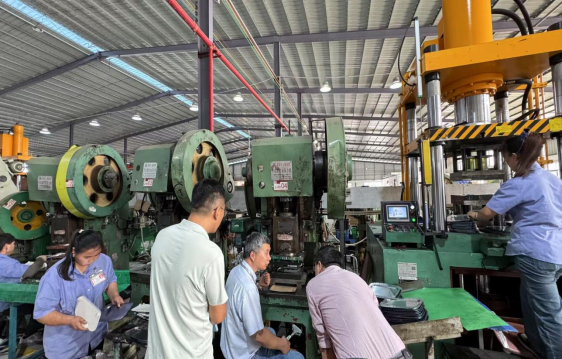 人人讲安全、个个会应急 —— 江门市开展工伤预防“进企业”行动,邀请省专家团队深入重点企业查找安全隐患 310.png