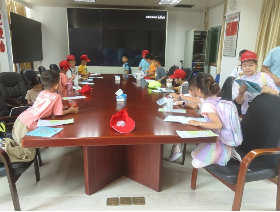 250729保护区暑期研学活动精彩纷呈  点燃青少年探索热情 (2).jpg